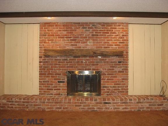 4th image of 1318 Deerfield Dr