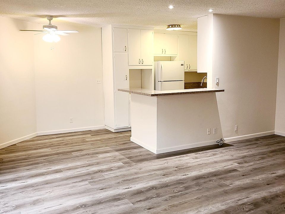 1st image of 21700 Roscoe Blvd #105