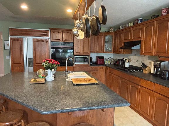 5th image of 12047 Laity St