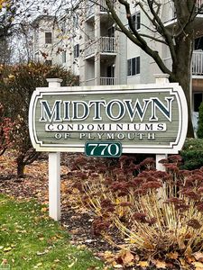 770 Deer St APT 105, Plymouth, MI, 48170