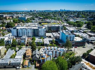 423 NE Maple Leaf Pl, Seattle, WA 98115