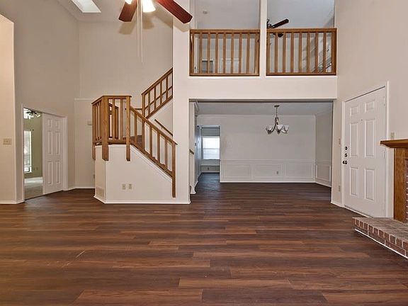 3rd image of 7808 Steppington Dr