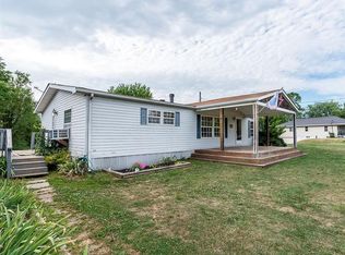 6348 Tuscarawas Rd, Industry, PA 15052