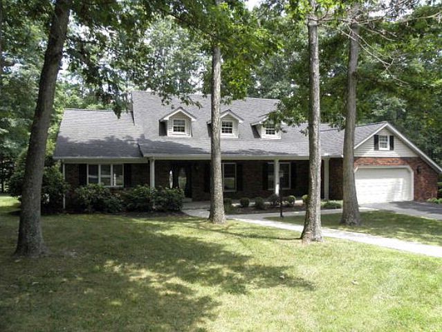 1st image of 115 E Bunting Ln