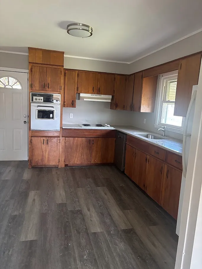 2 bed, 1191 sqft, $1,450 — Photo 3