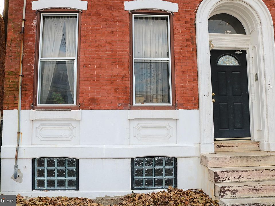 1st image of 2210 E York St #12-1R