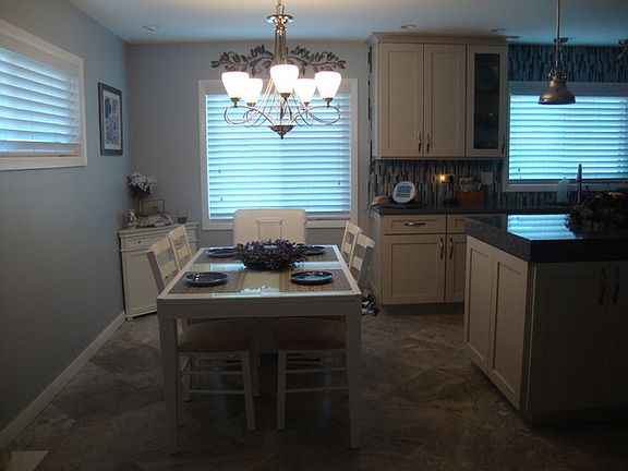 5th image of 10912 Martindale Dr
