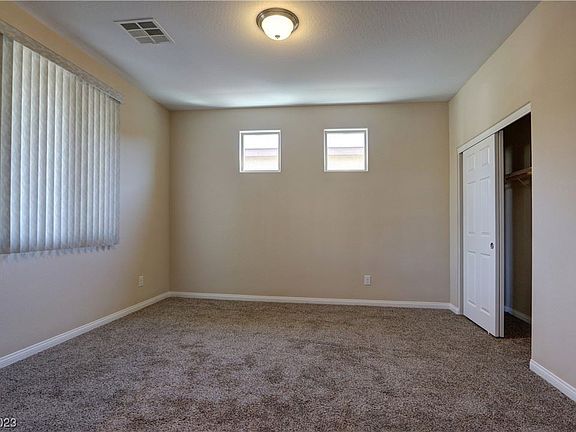 5th image of 3941 Penton Ave