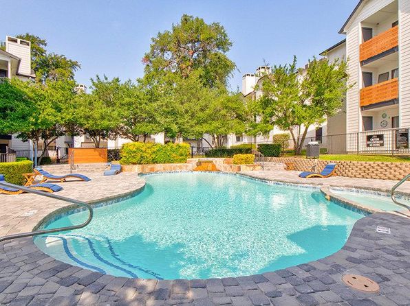 Villas on Rosemeade West | 3750 Rosemeade Pkwy, Dallas, TX