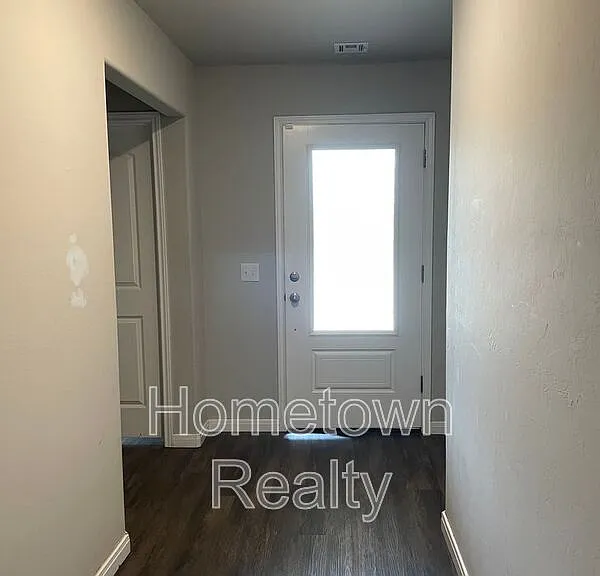 1712 Vermilion Ln — Photo 33