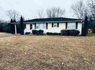 104 Guntersville Rd, Arab, AL 35016