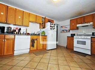 54 Pratt St #6, Allston, MA 02134