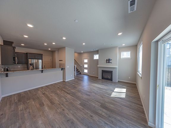 3rd image of 4255 S Waters Edge Way
