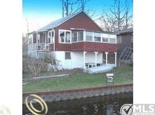 11817 Westshore Dr, Pinckney, MI