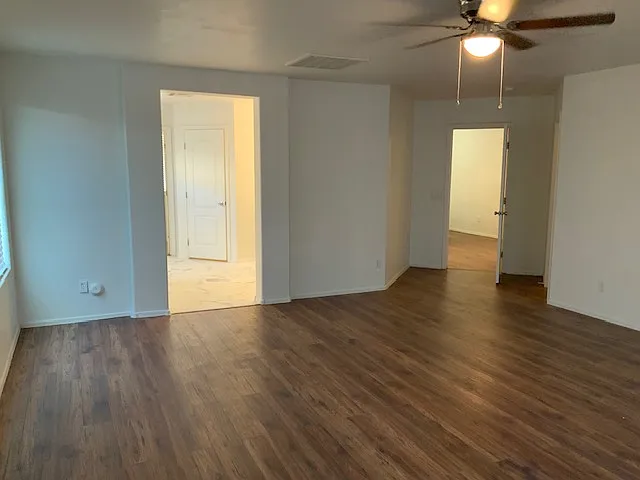 3416 E Gary Way — Photo 35