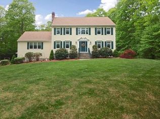 23 Plumbley Rd, Upton, MA 01568