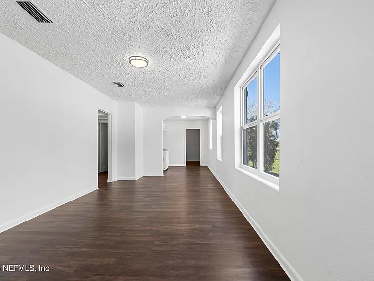 3250 Soutel Dr — Photo 5