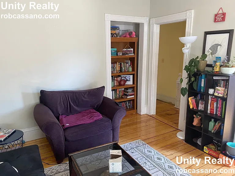 Bellevue Ter — Photo 14