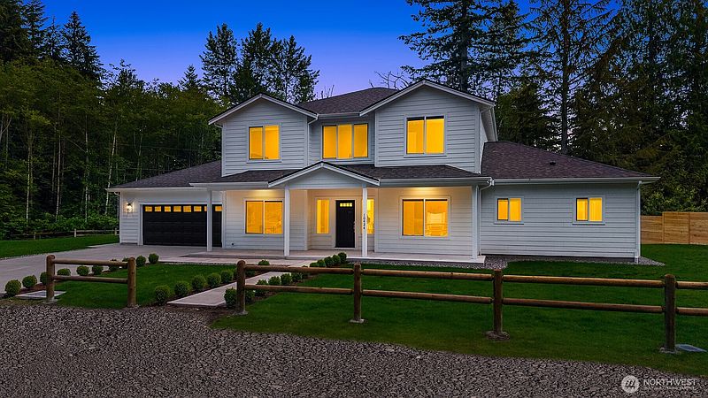 3rd image of 10424 348th Avenue SE