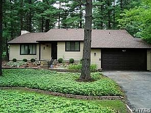 2nd image of 180 Paradise Rd