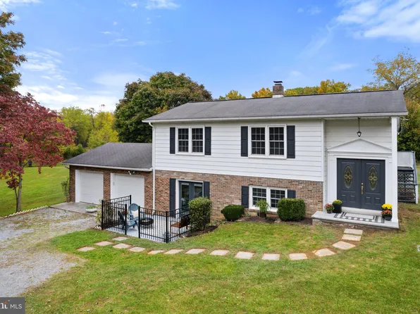 512 Cedar Crest Ln, Front Royal, VA 22630