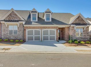 5875 Overlook Rdg #106, Suwanee, GA 30024