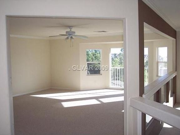 4th image of 7510 Jacaranda Bay St