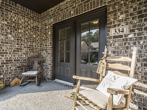 3rd image of 334 Carellton Dr