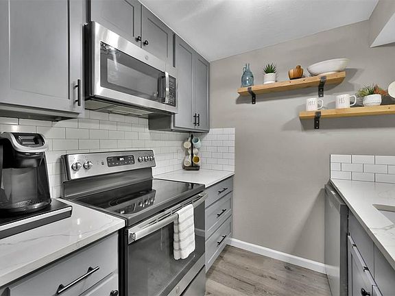 4th image of 3900 Aspen Dr APT C203