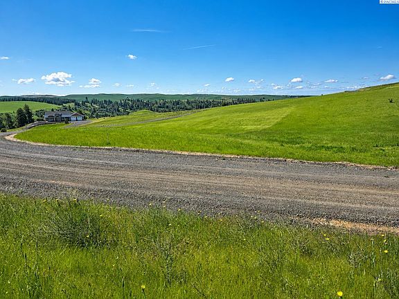 4th image of 11 Red Tail Ridge Rd