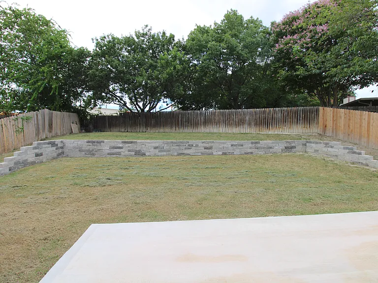 3807 Briarhaven St — Photo 16