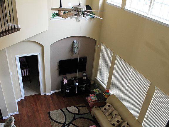 Living Room  with 2 Story high ceiling