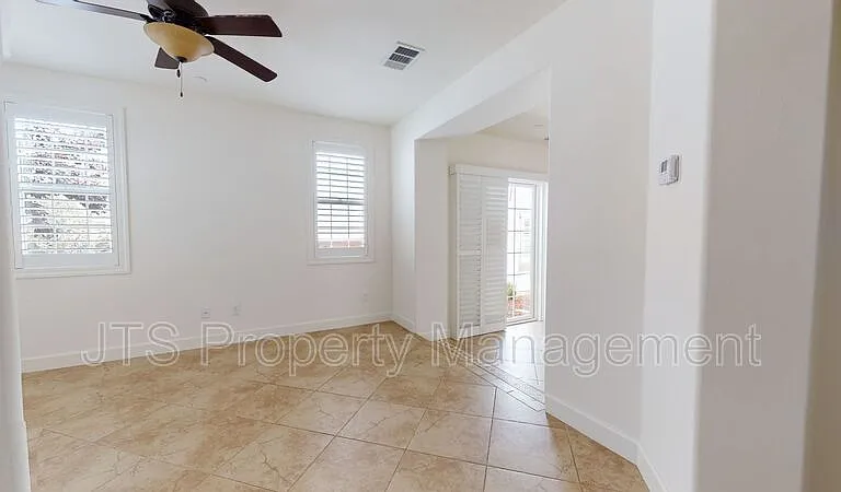 1349 Piper Pl — Photo 3