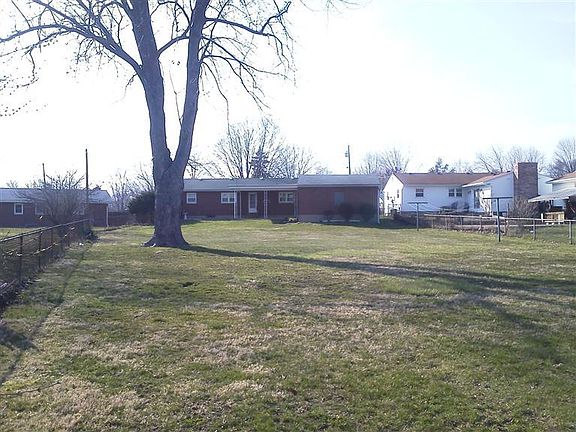 4th image of 205 Arnold Dr