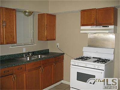 2nd image of 1106 Richard Dr