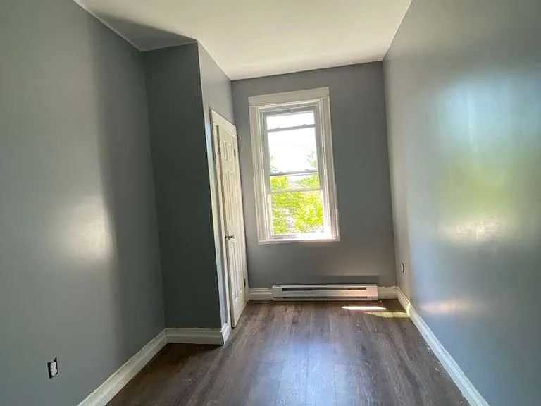 16 Mulberry St #3 — Photo 3