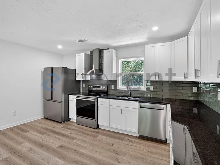 500 Camp Creek Cir #1 — Photo 7