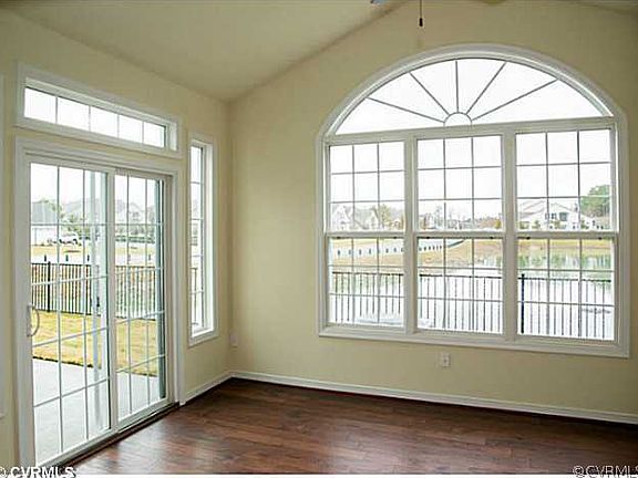2nd image of 925 Morattico Circle 12c Gln