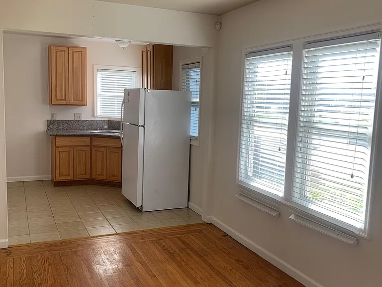 1403 Florida St — Photo 14