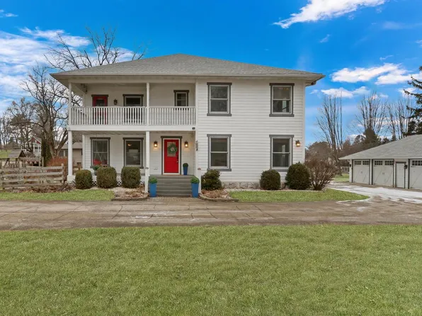 N1525 Grove STREET, Lake Geneva, WI 53147