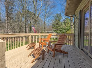 2676 Chestnut Ln, Fennville, MI 49408