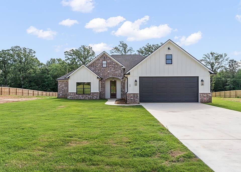 1st image of 223 Big Oaks Rd