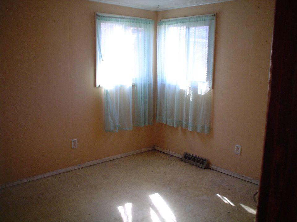 Bedroom 1 of 2