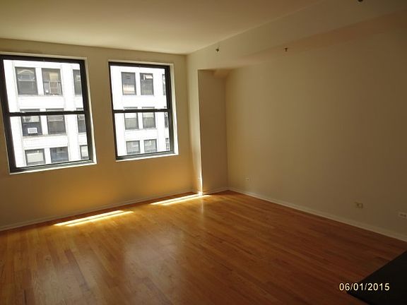 3rd image of 5 N Wabash Ave APT 1002