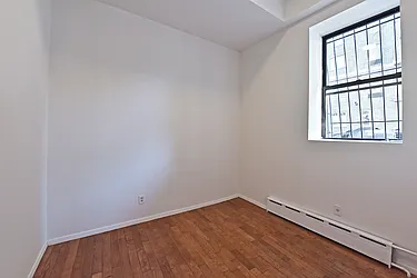 Rented by LEE & ASSOCIATES NYC RESIDENTIAL LLC