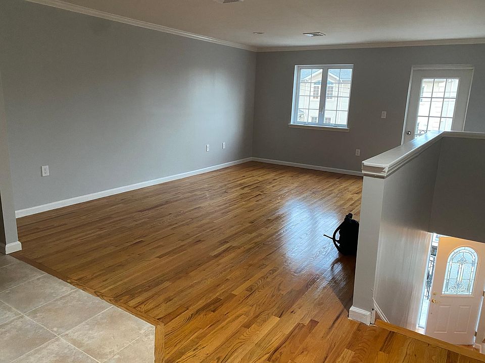 1st image of 143 Prentiss Ave