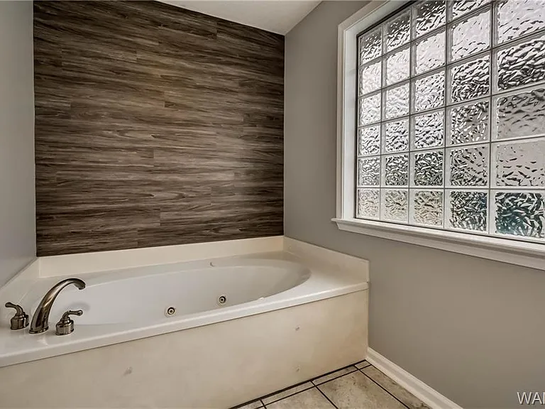 2072 Cribbs Mill Ln — Photo 11