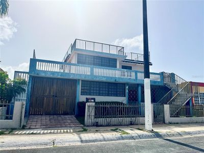 127 Jardines De Country Clb #BW127, Carolina, PR, 00983