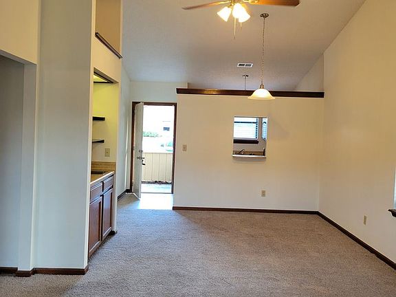 5th image of 1337 Delaware Pl Unit C