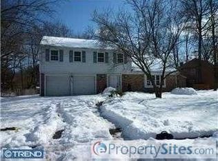 1069 Barnesdale Rd, West Deptford, NJ 08096